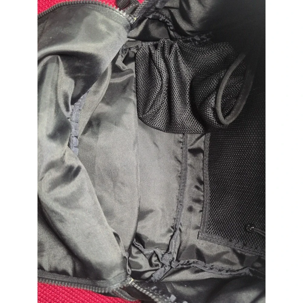 Lululemon Go Lightly Backpack Black Multi-pocket Water Repel Multi-Pocket